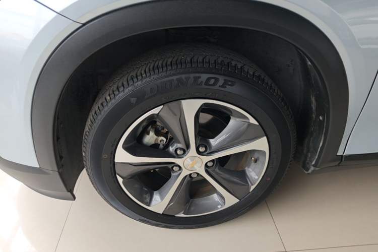 Used Chevrolet Menlo 2020 Starry Edition Left Front Wheel Hub