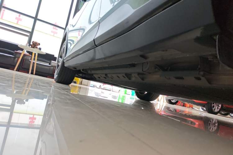 Used Chevrolet Menlo 2020 Starry Edition Left Side Sill