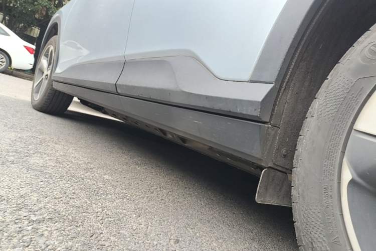 Used Chevrolet Menlo 2020 Starry Edition Left Side Sill