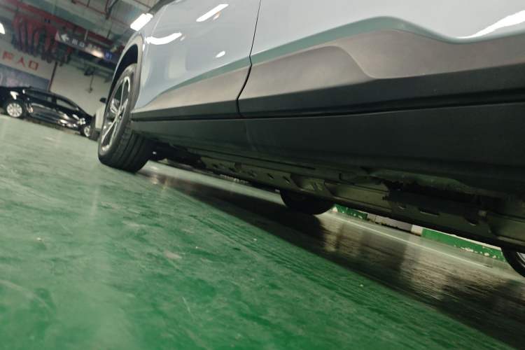Used Chevrolet Menlo 2020 Starry Edition Left Side Sill