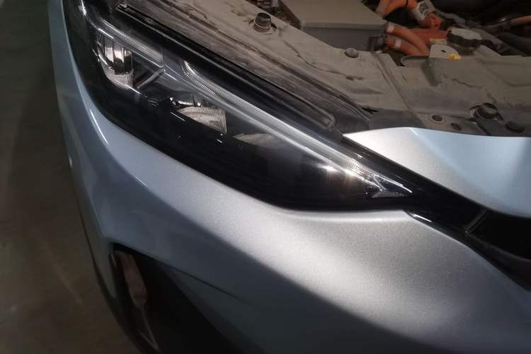Used Chevrolet Menlo 2020 Starry Edition Right Front Headlight