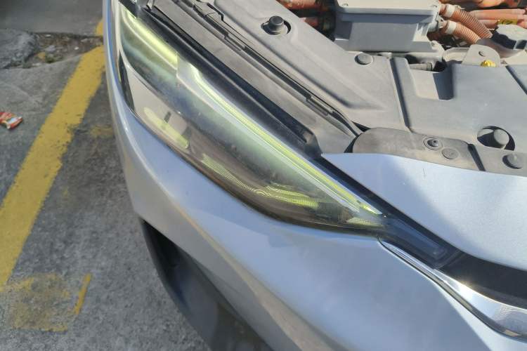 Used Chevrolet Menlo 2020 Starry Edition Right Front Headlight