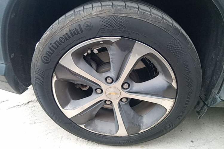 Used Chevrolet Menlo 2020 Starry Edition Right Rear Wheel Hub