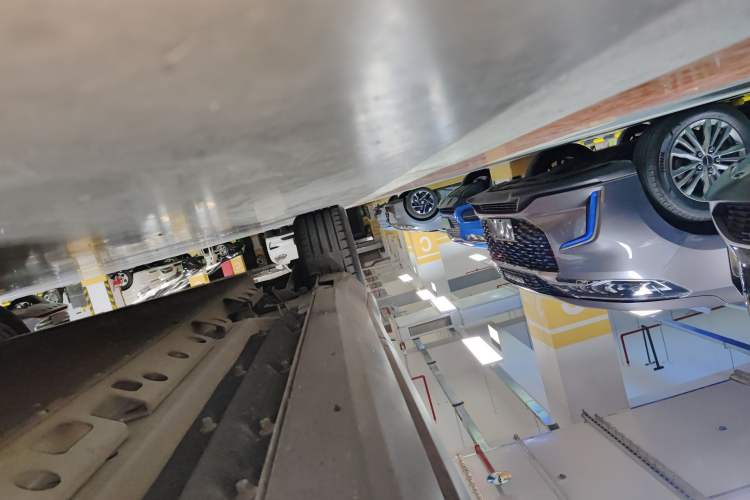 Used Chevrolet Menlo 2020 Starry Edition Right Side Sill