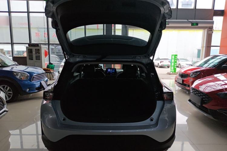 Used Chevrolet Menlo 2020 Starry Edition Trunk