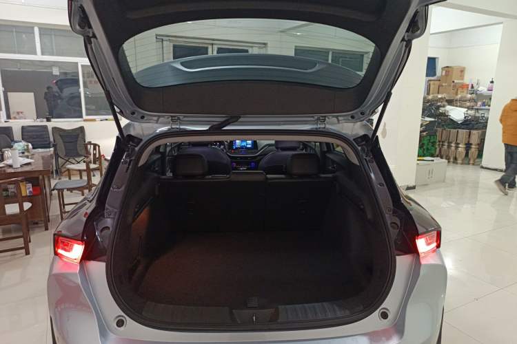 Used Chevrolet Menlo 2020 Starry Edition Trunk