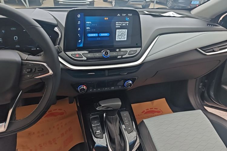 Used Chevrolet Menlo 2020 Starry Edition Audio And AC Panel