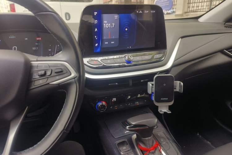 Used Chevrolet Menlo 2020 Starry Edition Audio And AC Panel