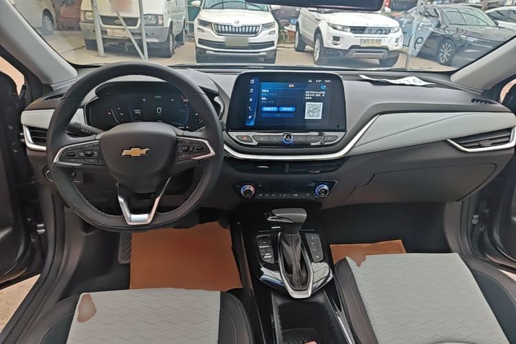 Used Chevrolet Menlo 2020 Starry Edition Center Console