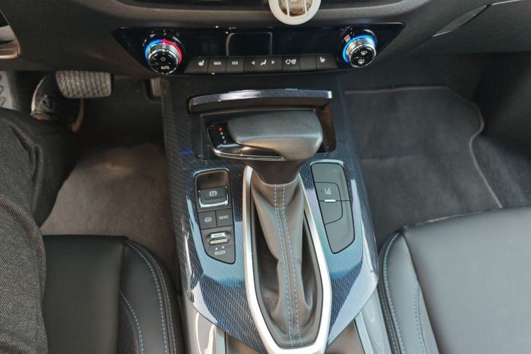 Used Chevrolet Menlo 2020 Starry Edition Gear Lever