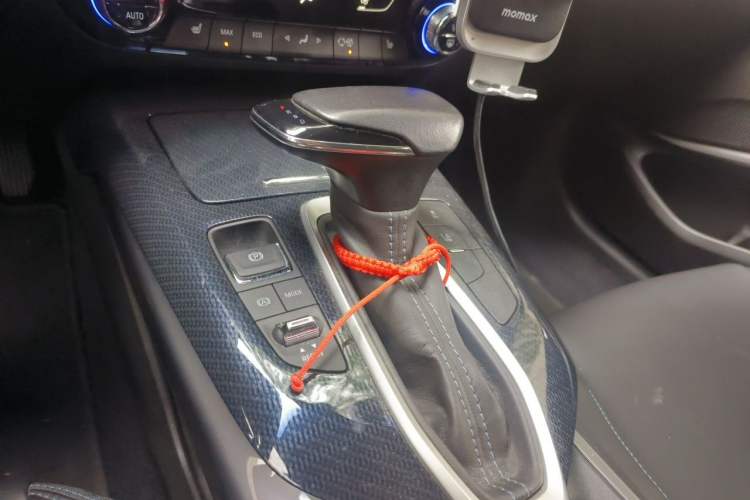 Used Chevrolet Menlo 2020 Starry Edition Gear Lever