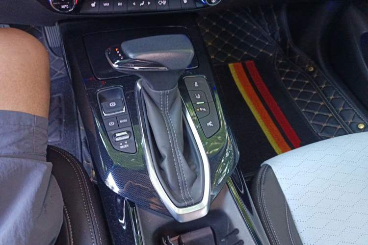 Used Chevrolet Menlo 2020 Starry Edition Gear Lever