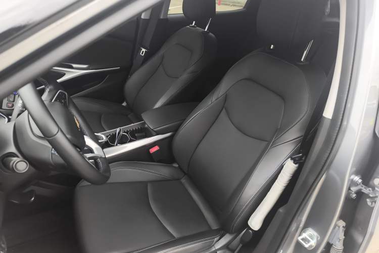 Used Chevrolet Menlo 2020 Starry Edition Left Front Seat
