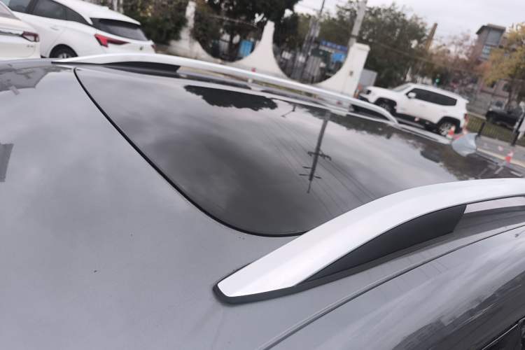 Used Chevrolet Menlo 2020 Starry Edition Roof