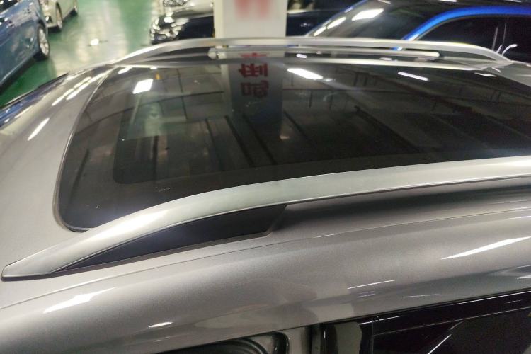 Used Chevrolet Menlo 2020 Starry Edition Roof
