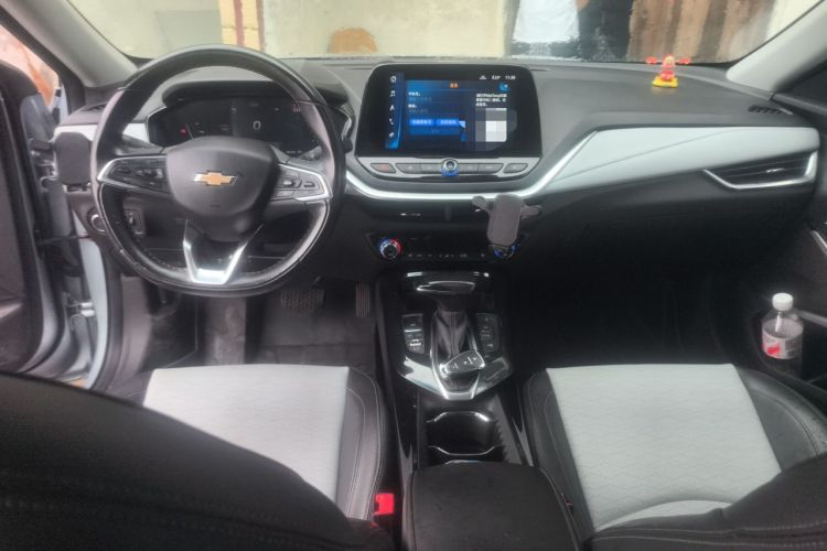 Used Chevrolet Menlo 2020 Starry Edition Center Console