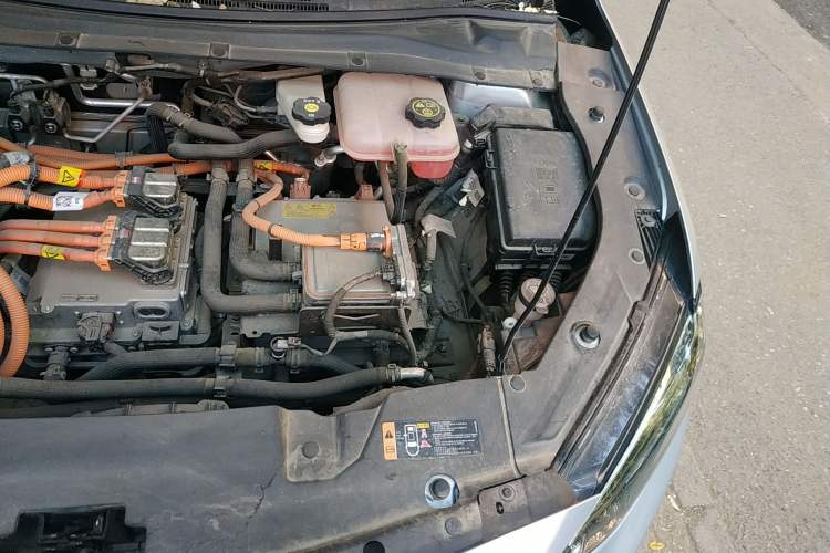 Used Chevrolet Menlo 2020 Starry Edition Engine Bay Left