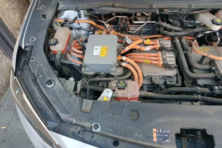 Used Chevrolet Menlo 2020 Starry Edition Engine Bay Right