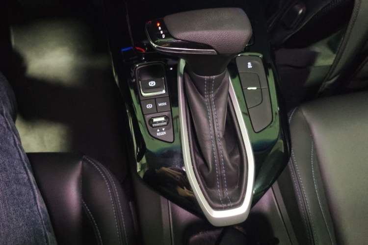 Used Chevrolet Menlo 2020 Star Edition Gear Lever