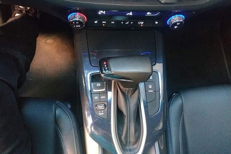 Used Chevrolet Menlo 2020 Starry Edition Gear Lever
