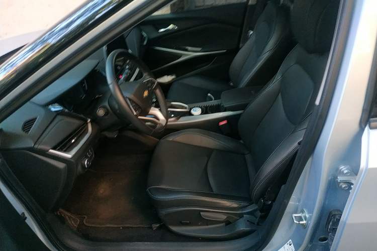 Used Chevrolet Menlo 2020 Starry Edition Left Front Seat