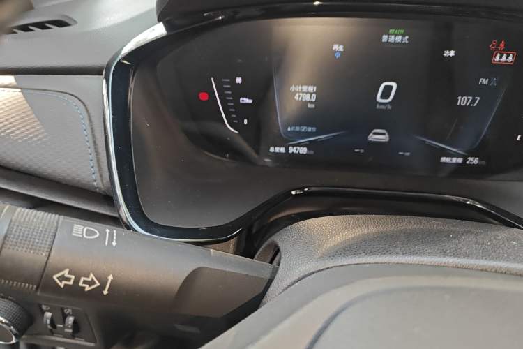 Used Chevrolet Menlo 2020 Starry Edition Odometer Close Up