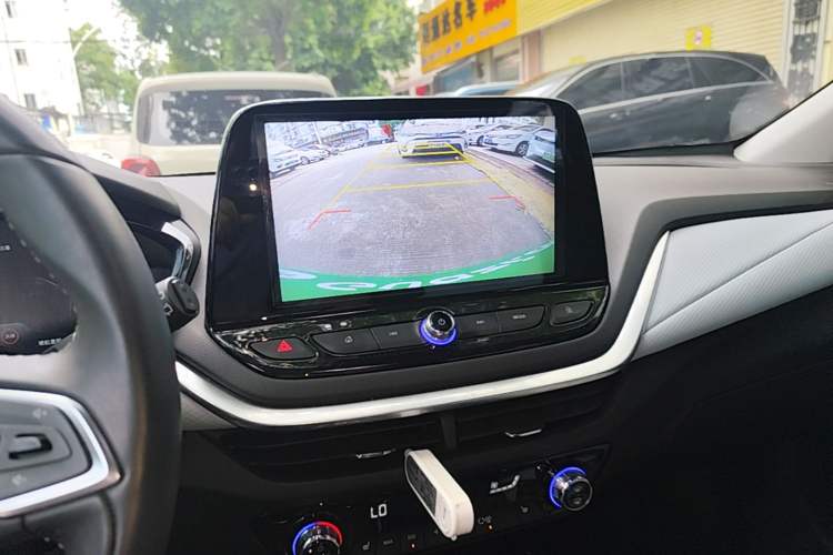 Used Chevrolet Menlo 2020 Starry Edition Audio And AC Panel