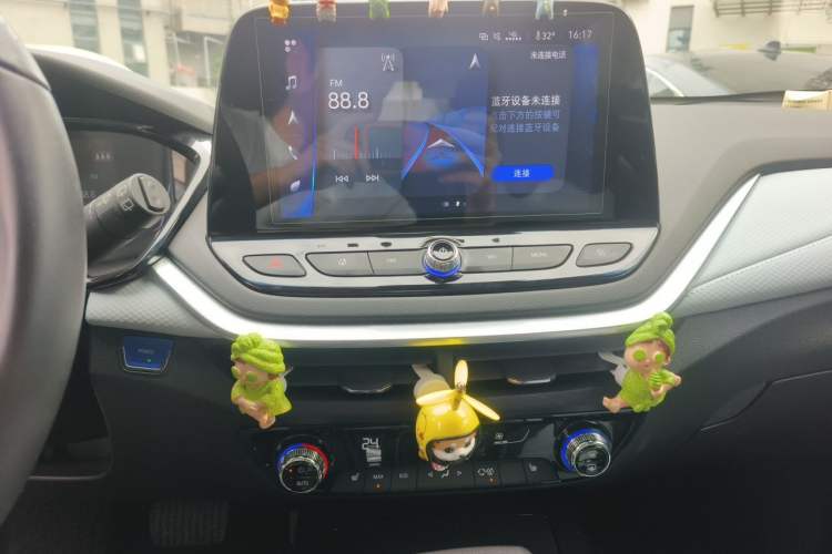 Used Chevrolet Menlo 2020 Starry Edition Audio And AC Panel