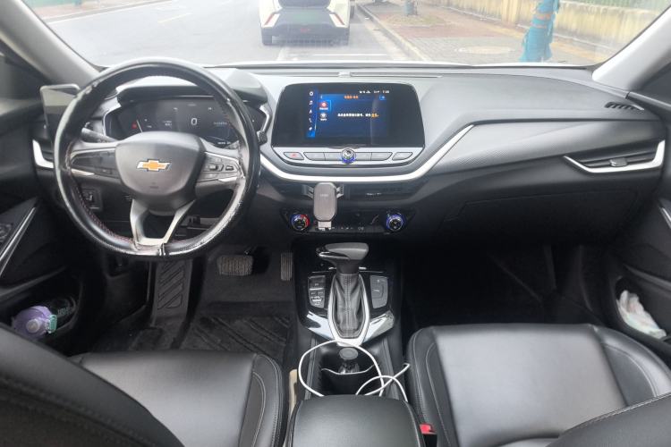 Used Chevrolet Menlo 2020 Star Edition Center Console