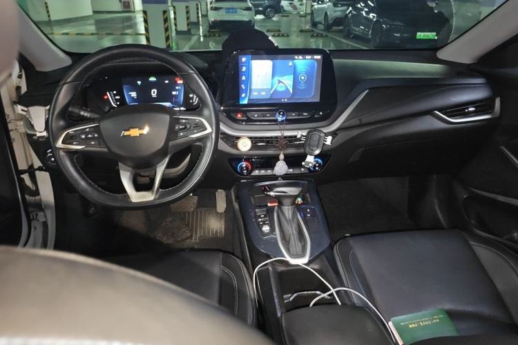 Used Chevrolet Menlo 2020 Starry Edition Center Console