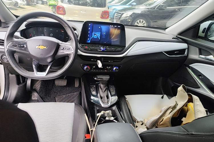 Used Chevrolet Menlo 2020 Starry Edition Center Console