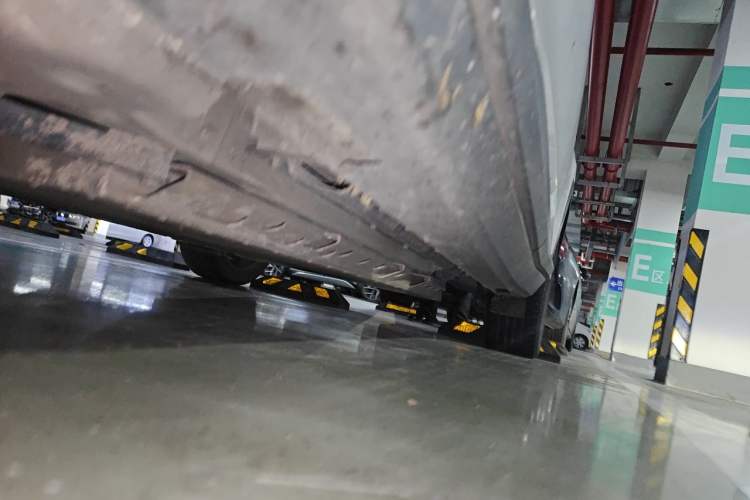 Used Chevrolet Menlo 2020 Starry Edition Chassis Front Left