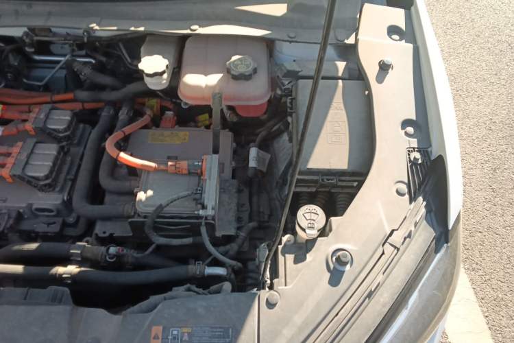 Used Chevrolet Menlo 2020 Starry Edition Engine Bay Left