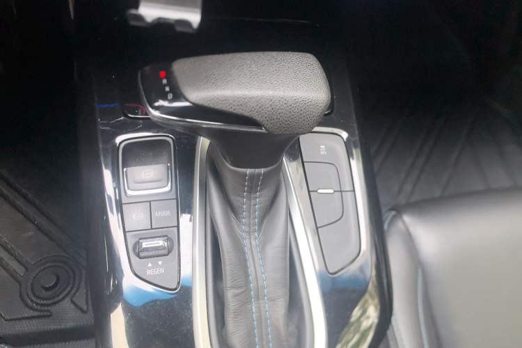 Used Chevrolet Menlo 2020 Star Edition Gear Lever