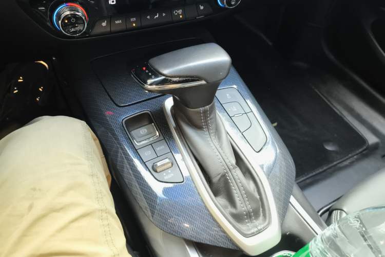 Used Chevrolet Menlo 2020 Starry Edition Gear Lever