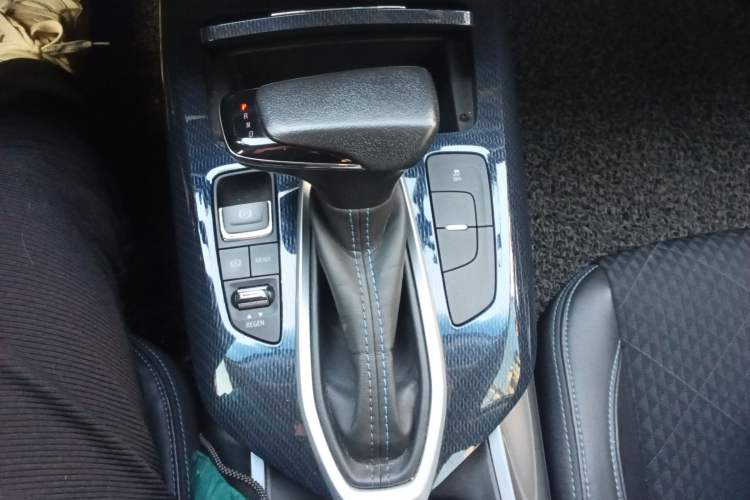 Used Chevrolet Menlo 2020 Starry Edition Gear Lever