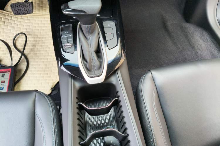 Used Chevrolet Menlo 2020 Star Edition Gear Lever