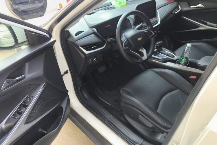 Used Chevrolet Menlo 2020 Starry Edition Interior 3
