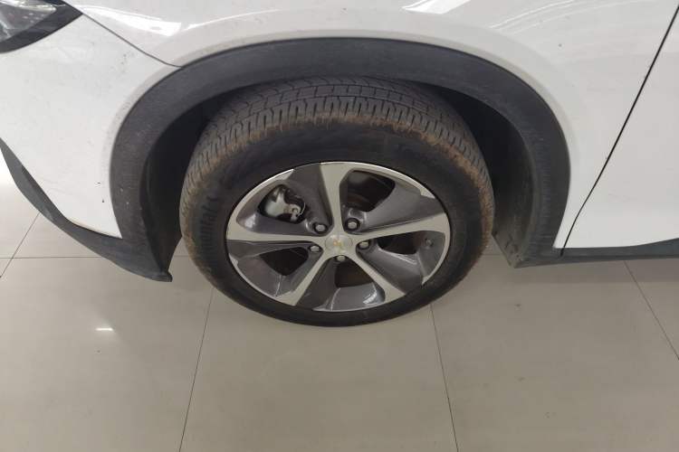 Used Chevrolet Menlo 2020 Starry Edition Left Front Wheel Hub