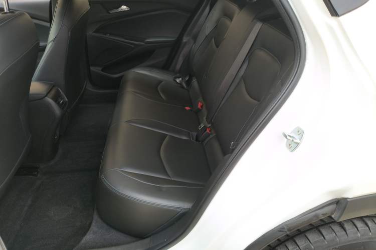 Used Chevrolet Menlo 2020 Star Edition Left Rear Seat