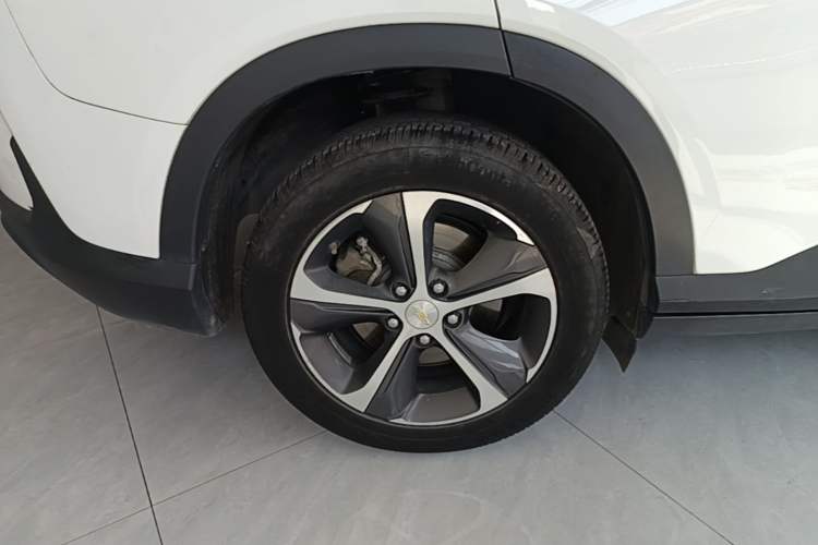 Used Chevrolet Menlo 2020 Starry Edition Right Rear Wheel Hub