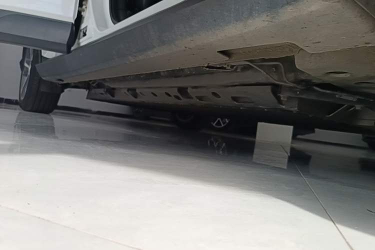 Used Chevrolet Menlo 2020 Starry Edition Right Side Sill
