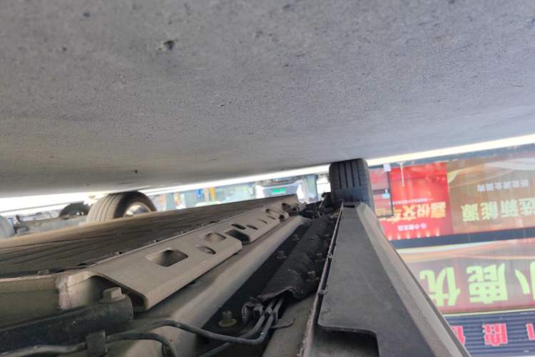 Used Chevrolet Menlo 2020 Starry Edition Right Side Sill