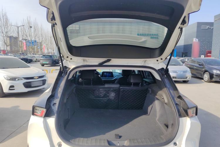 Used Chevrolet Menlo 2020 Starry Edition Trunk