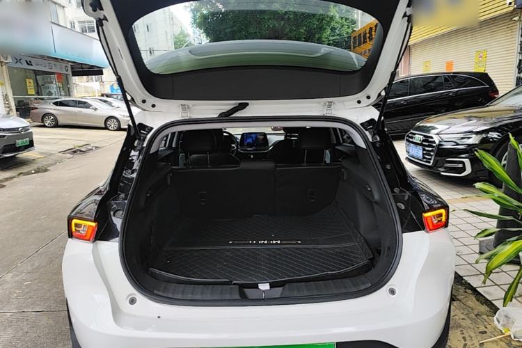 Used Chevrolet Menlo 2020 Starry Edition Trunk