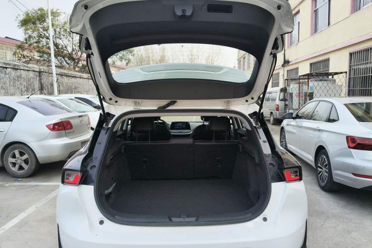 Used Chevrolet Menlo 2020 Star Edition Trunk