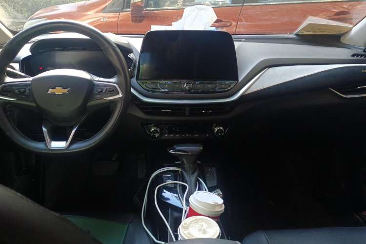 Used Chevrolet Menlo 2021 Starry Edition Center Console