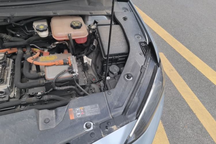 Used Chevrolet Menlo 2021 Starry Edition Engine Bay Left