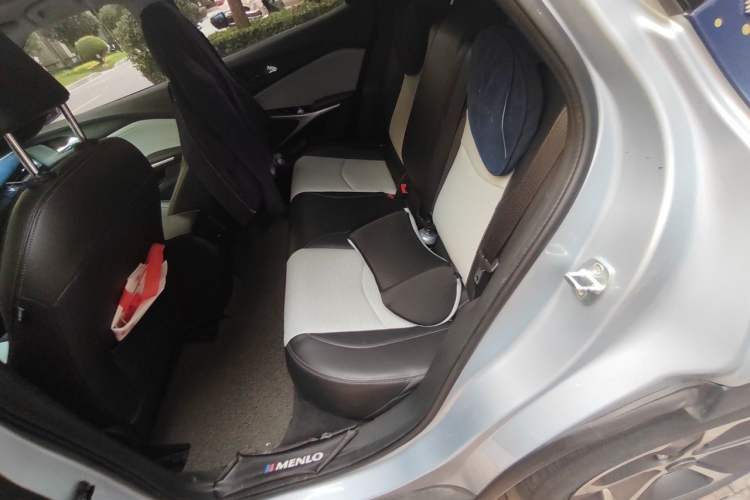 Used Chevrolet Menlo 2021 Mickey Magic Space Edition Left Rear Seat