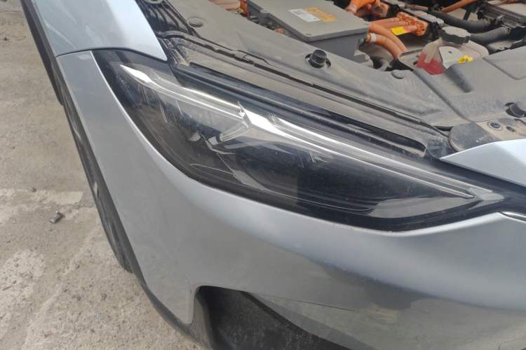 Used Chevrolet Menlo 2021 Starry Edition Right Front Headlight